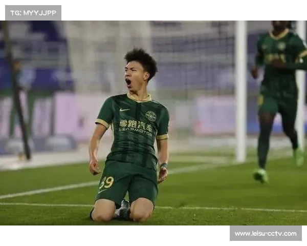 梅州球员泪洒工体，保级失败难掩失落